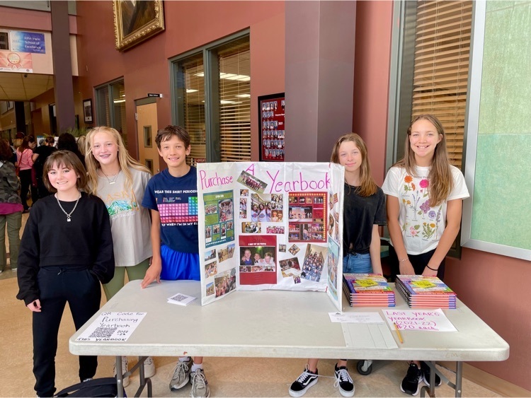 CMJH Students selling yearbooks at Back-to School 