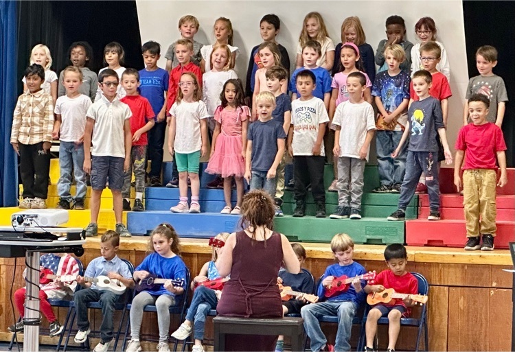 Skyway 2nd grade performers, under the direction of Ms. Runkle-Cochrane, celebrated our veterans and active duty armed services.  We salute our families for their service!