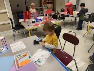 Students in Mrs. Wyman and Mrs. Parker's STEAM/Fairytales/Robots class build homes big enough for the Giant to visit Jack and beanstalks that are safer for Jack to climb down.  They also coded Beebots and Ozobots to visit the characters and setting of Jack and the Beanstalk. 