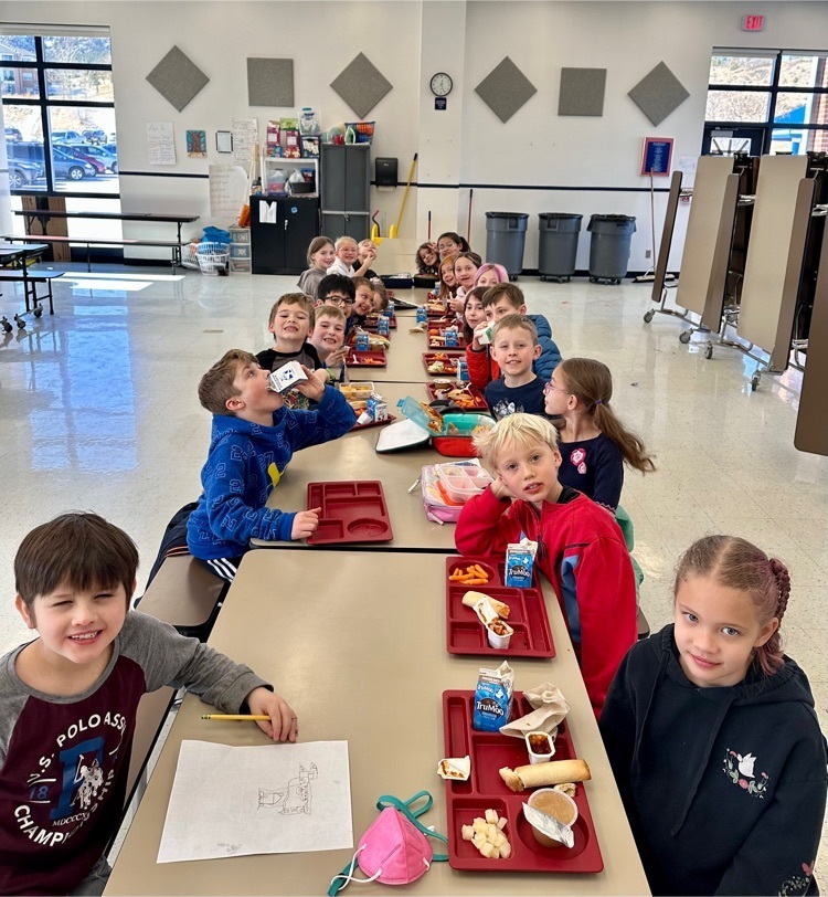 Learning and lunchtime for our Skyway Comets.