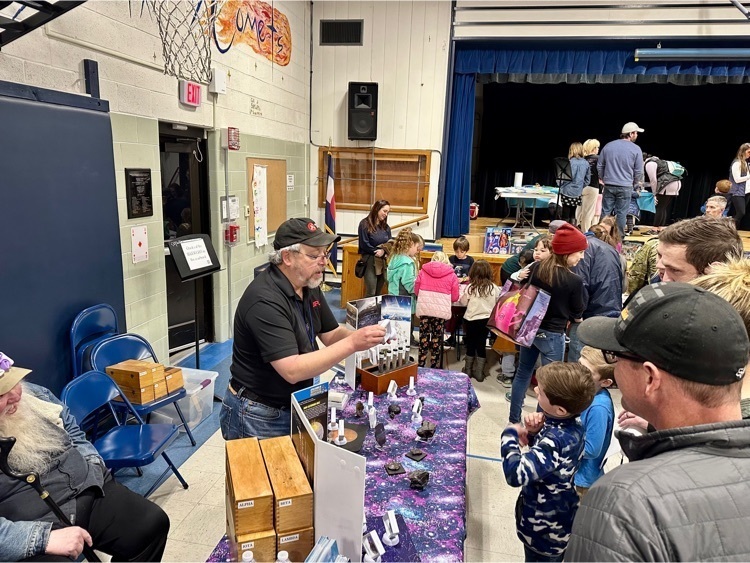 STEAM Night at Skyway Elementary!