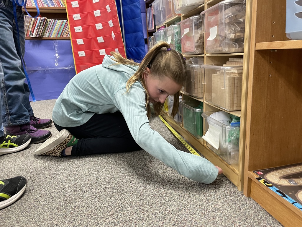 Active learning in 2nd Grade here at Gold Camp! Students are measuring classroom items to practice their measuring skills.