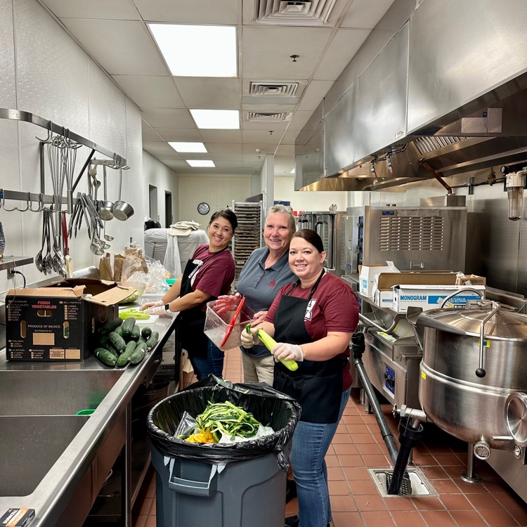 A big 'thank you' to our amazing CMJH food service staff for providing nutritious and delicious meals for our students!